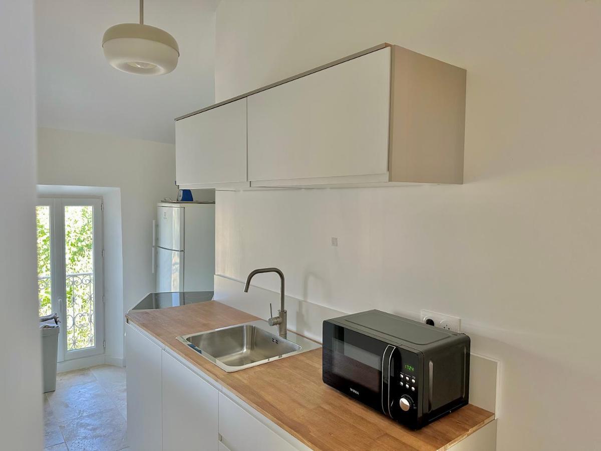 Appartement - Loft Le Cosy อิแยร์ ภายนอก รูปภาพ