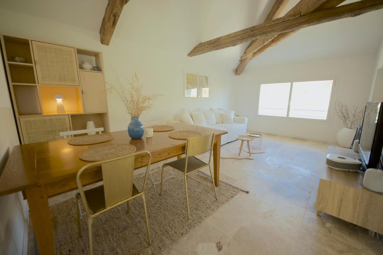 Appartement - Loft Le Cosy อิแยร์ ภายนอก รูปภาพ