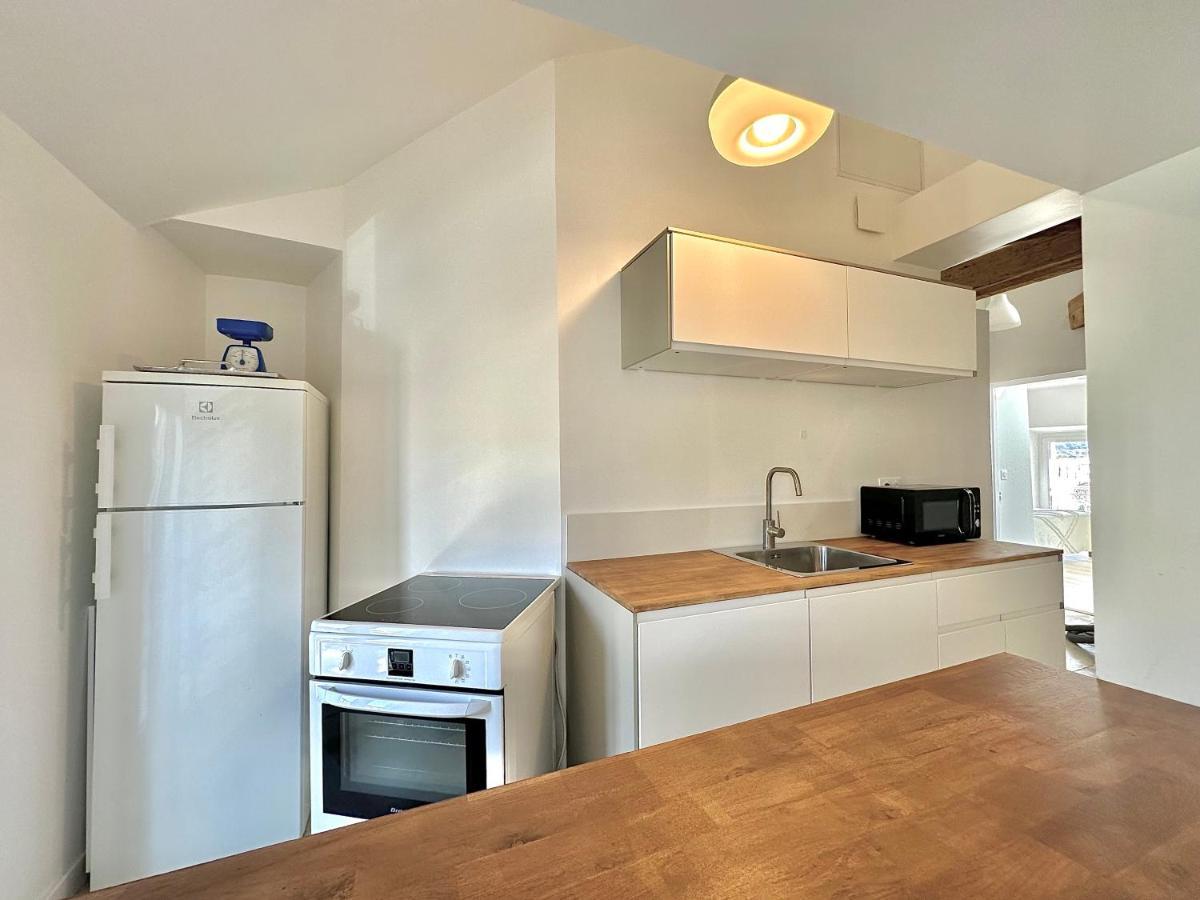 Appartement - Loft Le Cosy อิแยร์ ภายนอก รูปภาพ